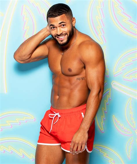 'Love Island' Season 2 Cast Announced: Meet the Singles | Us Weekly