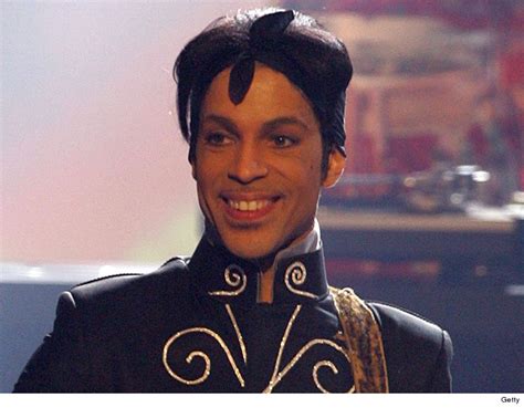 Since Prince's passing SO MANY new, unseen photos!!!! Post them here!!!