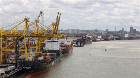 পাকিস্তানের সঙ্গে নৌ যোগাযোগ শুরু, প্রথমবার করাচির জাহাজ চট্টগ্রামে