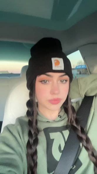 zoey! (@zoeyiso) | Snapchat Stories, Spotlight & Lenses