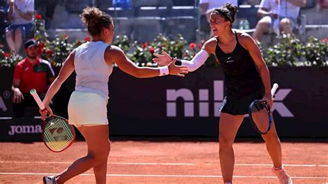 Sara Errani Errani Paolini Che Regine Battono Gauff E Routliffe E