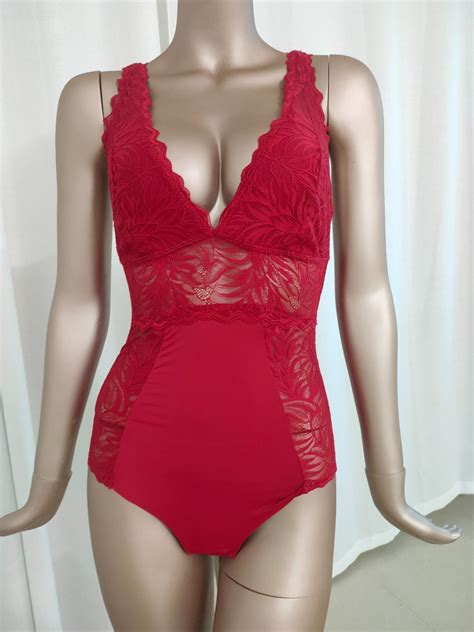 Hot Sell Sexy Women Transparent Erotic Open Crotch Lace Set Open The Bottom Of The Warehouse