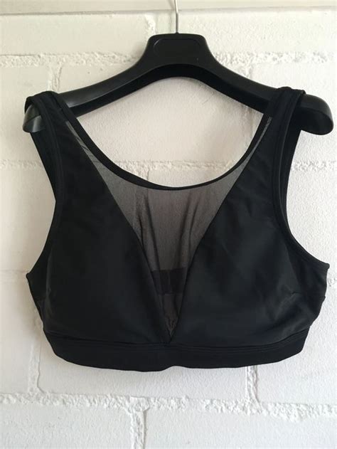 Schwarzes Bikini Oberteil Gr M Cup B C Kaufen Auf Ricardo