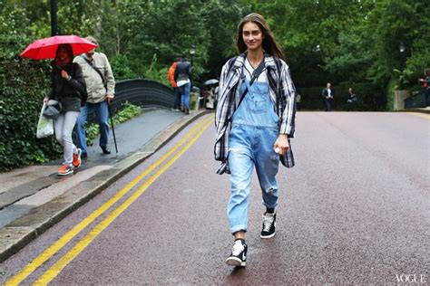 Những hot item của street style Tuần lễ thời trang London