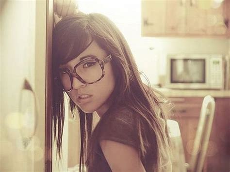 Sexy Girls Wearing Glasses 43 Pics