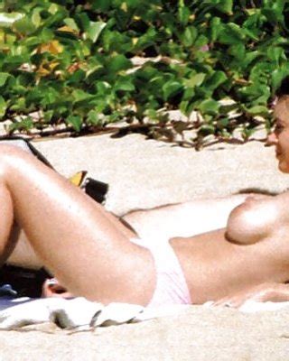 Alyssa Milano Nude Porn Pics Leaked XXX Sex Photos App Page 3 PICTOA