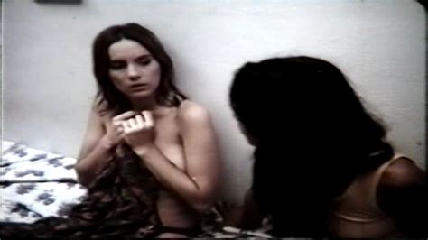 Naked Nicole Puzzi In Damas Do Prazer