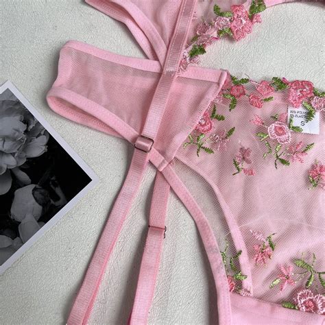 New Collection Best Lingerie Stores Floral Embroidery Lace Bra Piece Erotic Ensemble De