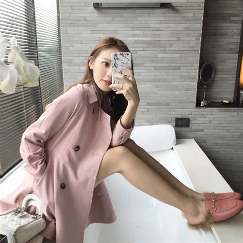 Nhan S C C A Lo T Hot Girl Nh M Khi Trang I M K C Ng V Khi M T M C