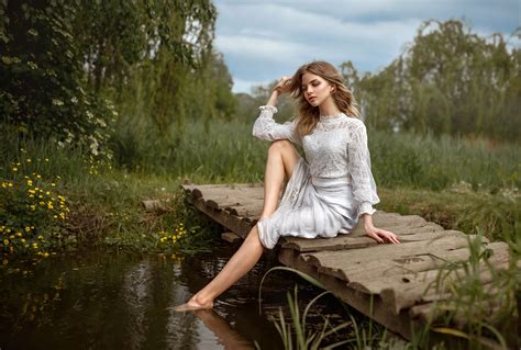 Pond Marinas Bokeh Dark Blonde Sitting Hands Legs Hd Wallpaper Rare Gallery
