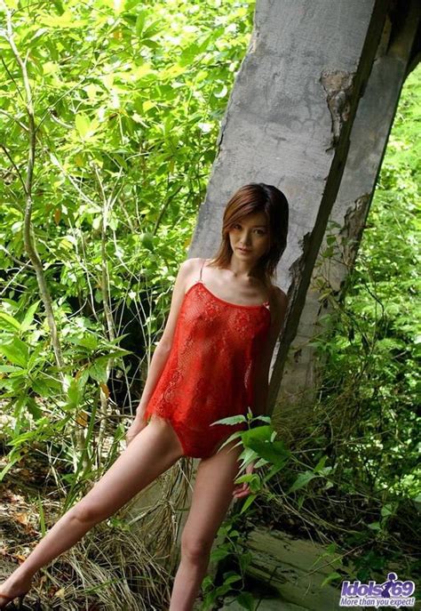 Japanese Teen Ray Ito Poses Outdoors Showing Pussy Porn Pictures XXX Photos Sex Images