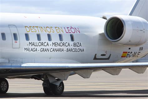 El Aeropuerto De Le N Ampl A Sus Vuelos En La Campa A De Navidad