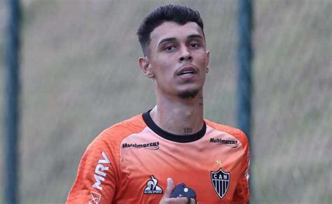 Confira Quanto O Fluminense Pagará Ao Atlético Mg Pelo Empréstimo De Vitor Mendes Fluminense