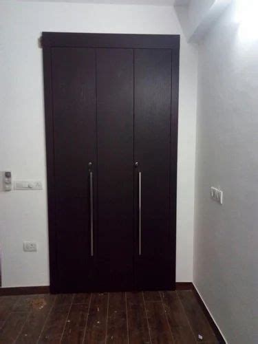 Plywood Feet Wooden Wardrobe For Home At Rs Sq Ft In New Delhi