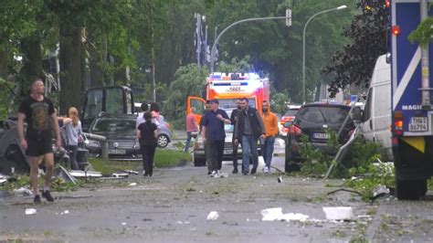 Unwetter über Nordrhein Westfalen Paderborn und Lippstadt hart von