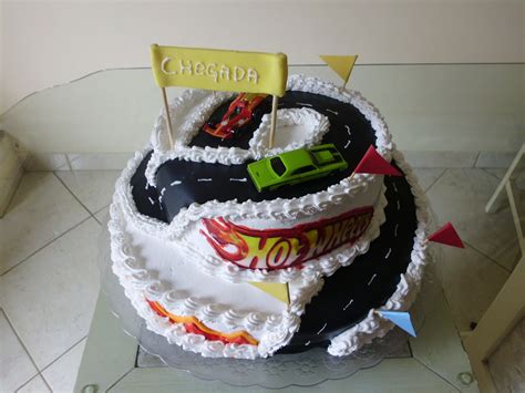 Doces Lembranças SR Bolo hot wheels