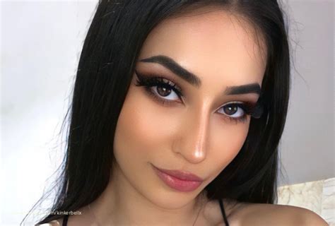 Beautiful Perky Tits On A Tight Body With Glowing Skin Goddess Kinkerbell Official Photos