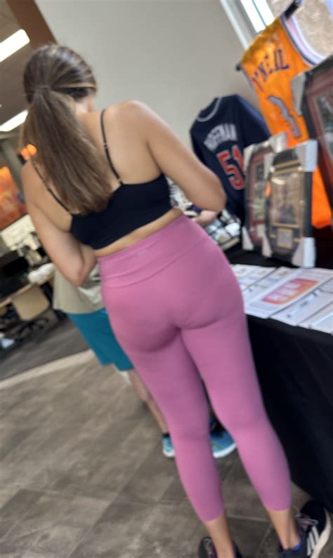 Gorgeous Pawg Milf In Pink Leggings Spandex Leggings Yoga Pants Forum