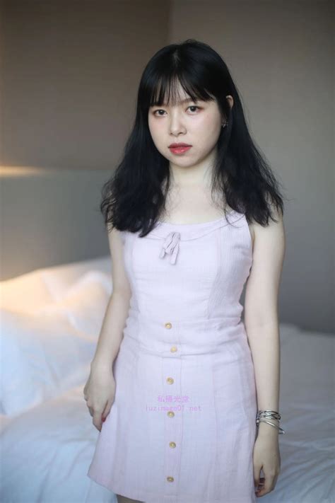 Hit x Hot 国模真真大尺度人体私拍套图 Page 2 76