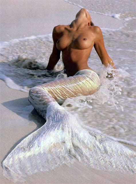 Naked Stephanie Seymour Added 11 24 2017 By Manuros72