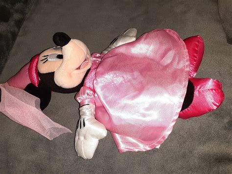 Minnie Mouse Sleeping