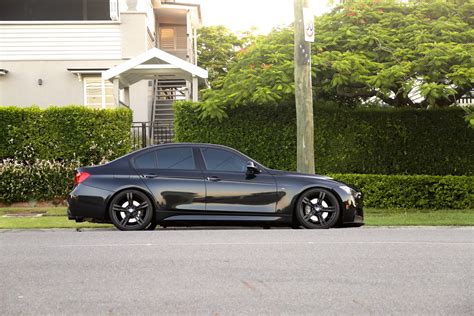 official black  photo thread page