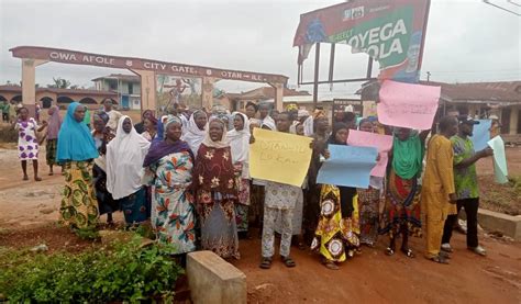 Osun Lg Election Otan Ile Apc Members Protest Imposition Of