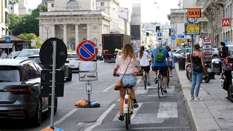 Comunali A Milano Appello Di Bernardo A Sala Fermi I Lavori Sulla