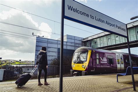 London Luton Airport Luton Airport Express Fares From 10 From London