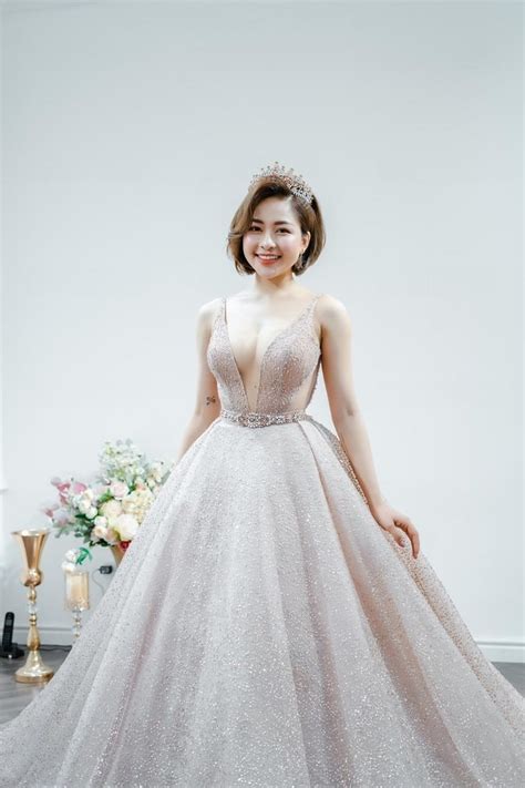 Hot girl Trâm Anh xinh đẹp và gợi cảm sau scandal lộ clip nóng