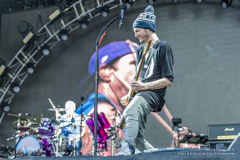 Red Hot Chili Peppersin Tiet Erkanevat Kitaristi Josh Klinghofferin Kanssa John Frusciante