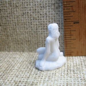 Tiny Female Nude Artist S Model Statue Art Museum White Sculpture Porcelain French Feve Feves