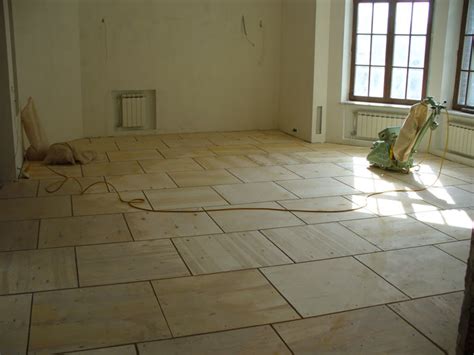 Как уложить фанеру на деревянный пол