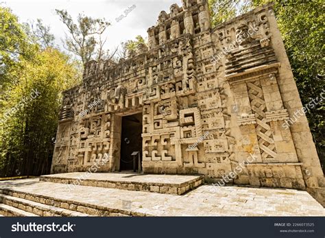 Ancient Aztec Architecture