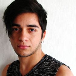 Movimiento de Diversidad en Resistencia Prostituto gay chileno critica hipocresía del