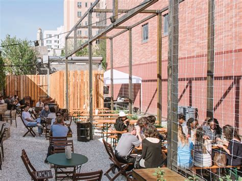 The Royal Palms Shuffleboard Club - Gowanus - New York - The Infatuation