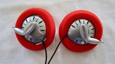 Koss KSC75 Review - Pills And Thrills And Bellyaches • Music For The Masses