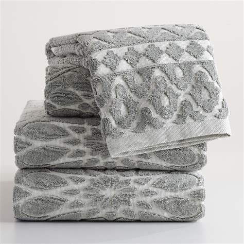 Grey Bath Towel Joshuathomsen