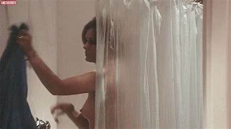 Naked Beba Loncar In La Ragazza Dalla Pelle Di Luna