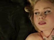 Amanda Pilke Nuda Anni In Naked Harbour