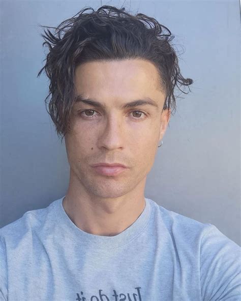 Cabelo Do Cr7 Atual - Cristiano Ronaldo mostra novo corte de cabelo; veja as melhores reações ...