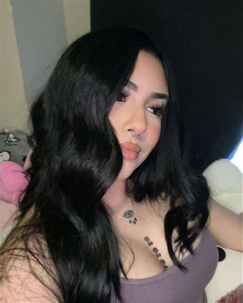 Acrylic Nails Nude Nude Nails Makeup Inspo Makeup Tips Skateboard Photos Snapchat Selfies