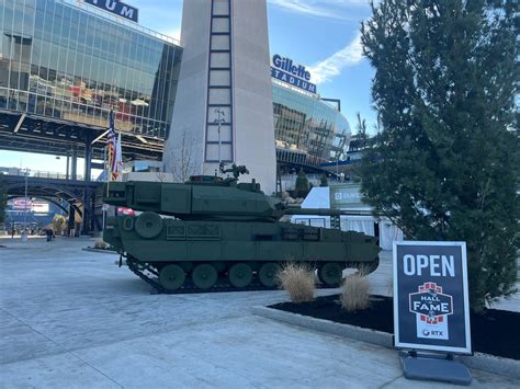 Excitement builds over first Army-Navy game in New England | ABC6