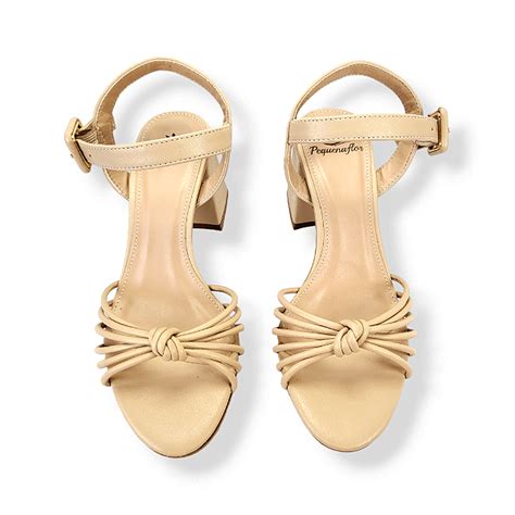 SANDALIA SALTO BLOCO TIRAS FINAS EM NÓ NUDE Pequenaflor Calcados Femininos Tamanhos