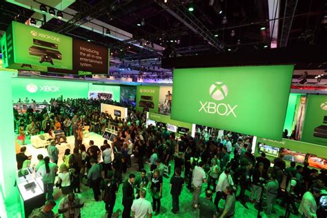 Xbox Chief Phil Spencer Talks Project Scorpio, VR, and Those Magical 6 ...