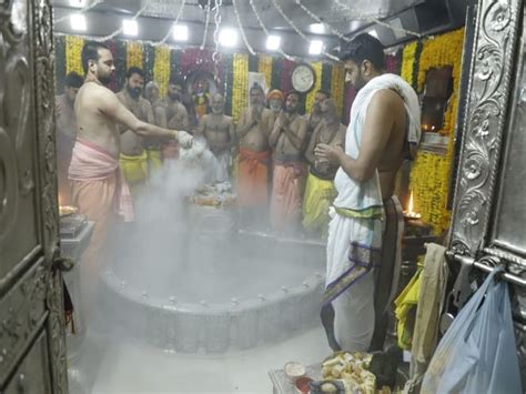 First Sawan Somwar Devotees Throng Ujjain Mahakaleshwar Temple India