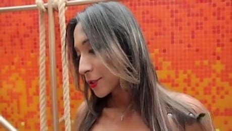 Shemale Porn Tranny Tubes Gratuits HQTrannyTube