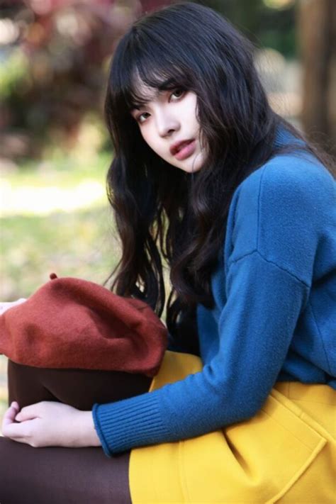 Pretty Looking And Pretty Clueless Pantyhosed Chinese Wife Free Asia Porn Photo