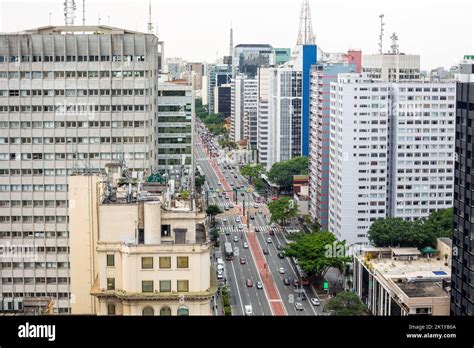 Hermosa vista aérea de la avenida Paulista el horizonte de la ciudad