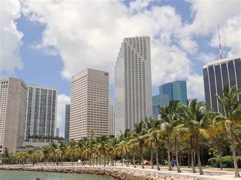 Miami Attractions - 10 Free Things To Do - shabbyfufu.com